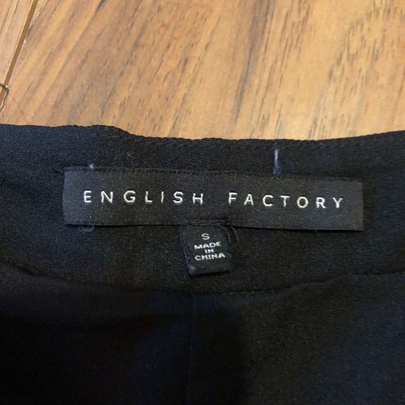 High waisted cropped scallop pants - Picture 3 of 3